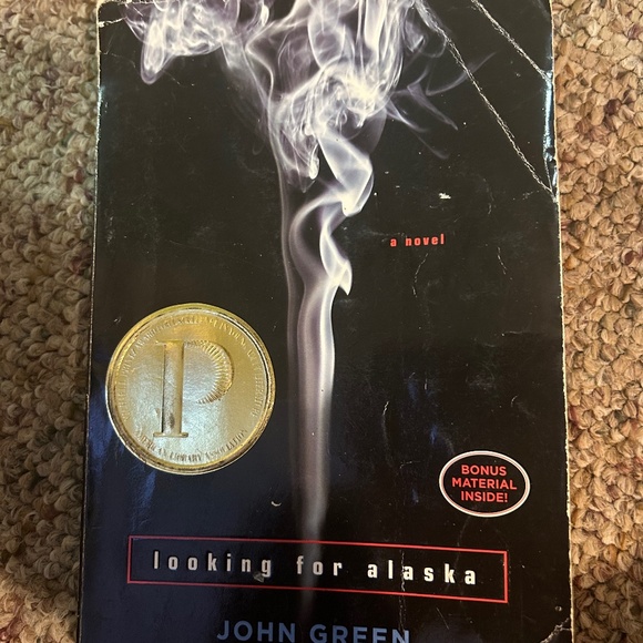Book looking for alaska - Picture 1 of 2